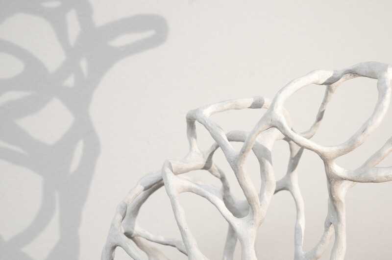 1 Ademwolk, nr2, 2022, Papersculpture, Lentesalon, Maaike van de Gevel_0.JPG