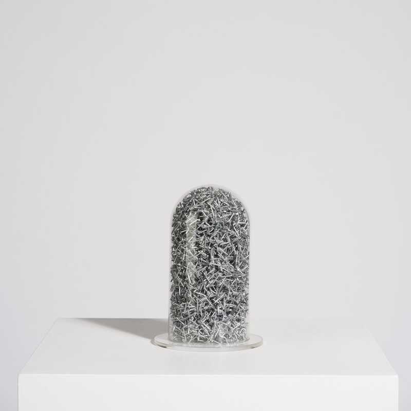 É - Panta rei 6, 2021, alambre, vidrio y metacrilato, 19 x 18 x 18 cm, peso 1,6 kg - Almudena Torró .jpg