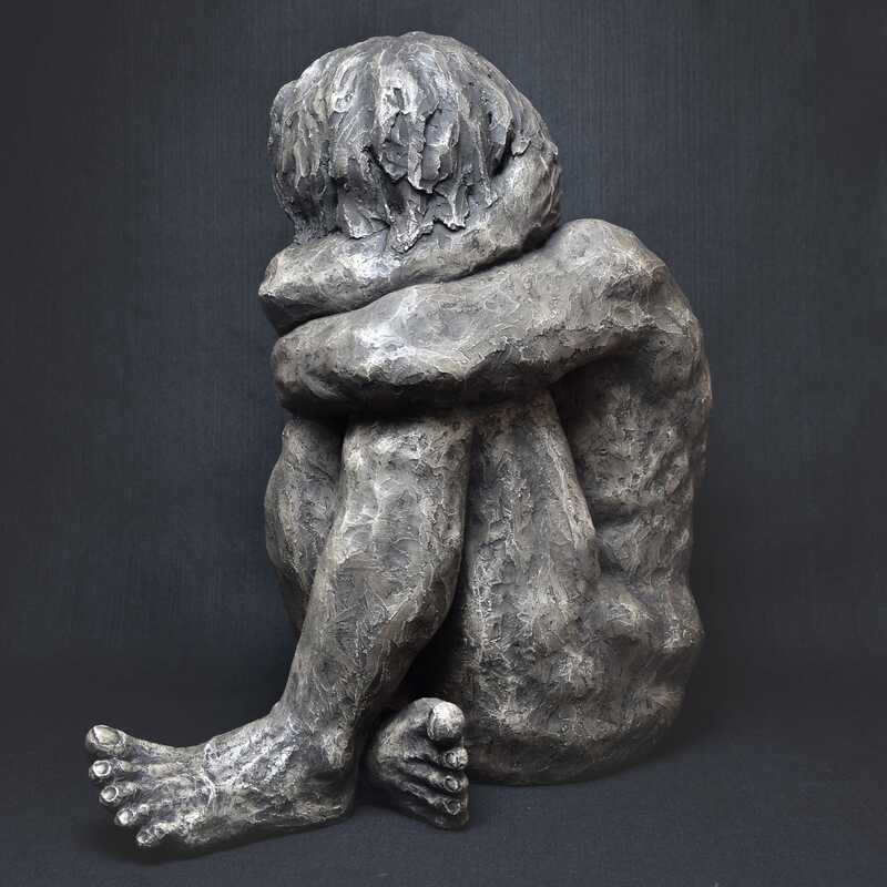 Lonely_resin_54x53x29 cm_1.jpg