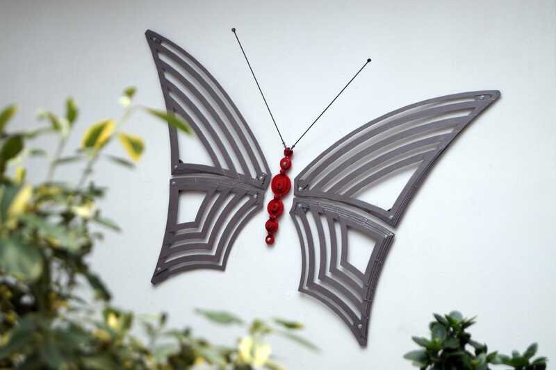 metal-sculpture-butterfly-web_0.jpg