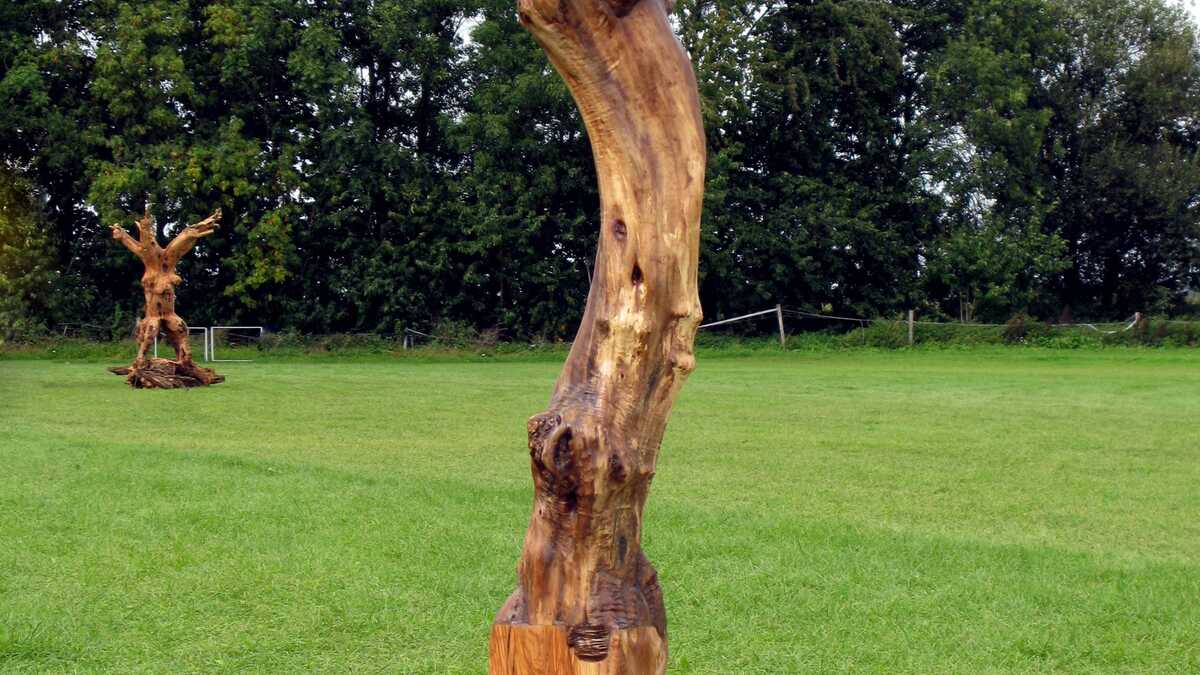 Two worlds | Sculpture Network