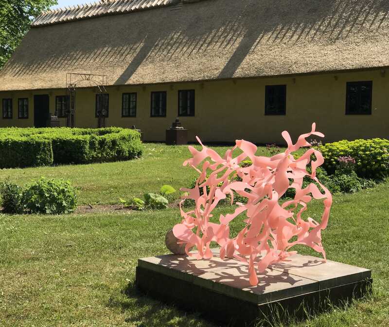vivi_linnemann_skulptur_relocating_greve_museum_0.jpg