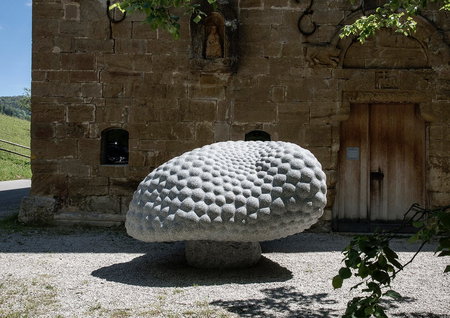 4. Dezember: Peter Randall-Page, "Cloud Nine", 2019, Granite, 125 x 273 x 236 cm, Foto: Heiner Grieder