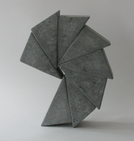 Fieke de Roij, Spin around, 2018, Irish blue limestone, 35 x 30 x 10 cm