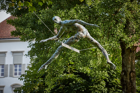 Jerzy Kedziora, Athlete III - Over the Hurdle, 2018, balancing sculpture, the own technique, refined epoxy resins, 240 x 150 x 170 cm. Courtesy of the Art&Balance Foundation