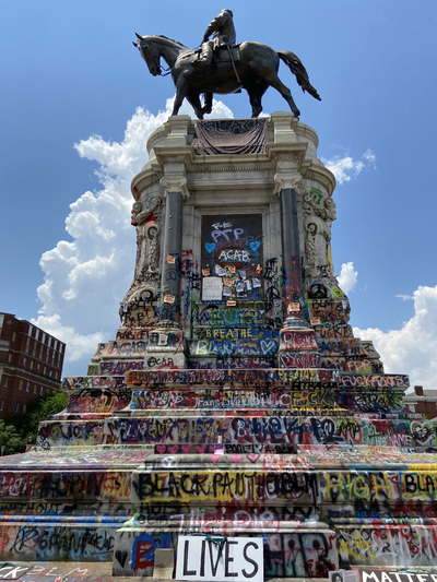 Defaced-lee-statue-2020_1.jpg