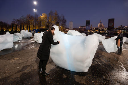 Ice Watch by Olafur Eliasson and Minik Rosing. Supported by Bloomberg<br />Installation: Bankside, outside Tate Modern, 2018. Photo: Justin Sutcliffe Â© 2018 Olafur Eliasson
