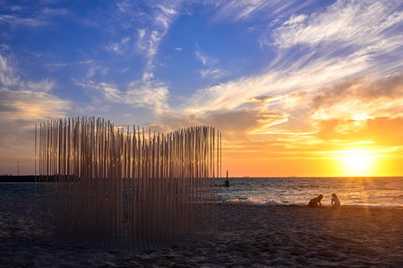 Miik Green, Untitled, Sculpture by the Sea, Cottesloe 2019 Â©Clyde Yee