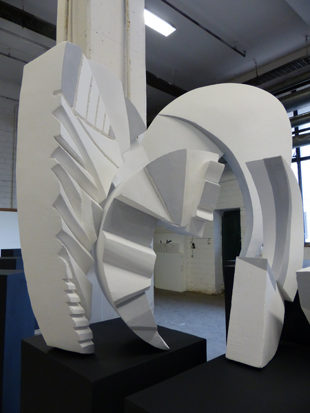Rudolf Hürth, Apostrophe, 6 sculptures, rigid Polyurethane foam, each 110 x 80/90 x 20/25 cm