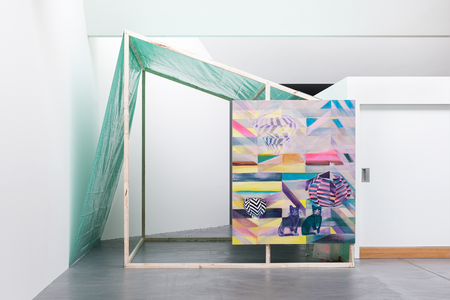 Athene Galiciadis, Installationsansicht „The Presence“, von Bartha, Basel, 2021/22. Foto: Andreas Zimmermann. Courtesy Athene Galiciadis und von Bartha, Basel