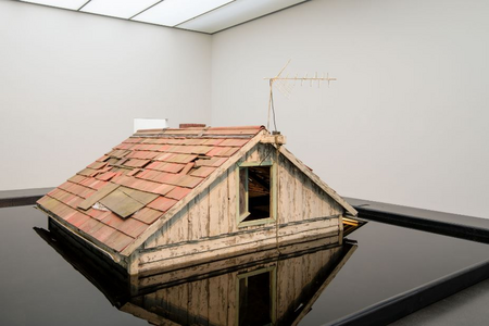 Rinus Van de Velde, Prop, flood, roof, 2018, cardboard, paint, wood, water and mixed media, 300 x 800 x 800 cm, Courtesy of Tim Van Laere Gallery