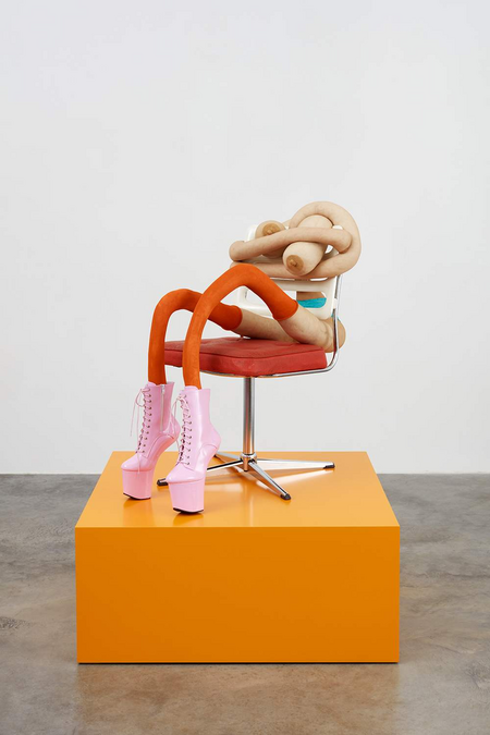 Sarah Lucas HONEY PIE 2020 Collection Frank Gallipoli © Sarah Lucas. Courtesy Sadie Coles HQ. Photo: Robert Glowacki.