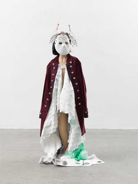 Isa Genzken, Schauspieler, 2013Schaufensterpuppe, Stoff, Plastik, Metall, Holz, Lack/mannequin, fabric, plastic, metal, wood, lacquer160 x 70 x 60 cmPrivatsammlung RheinlandCourtesy Galerie Buchholz/VG Bild-Kunst, Bonn 2023