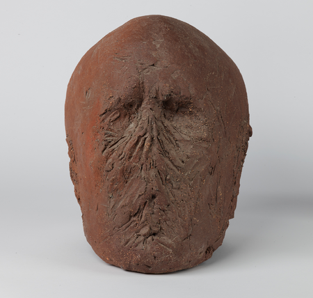 Ofer Lellouche<br />Head, 2009<br />Terrakotta<br />ALBERTINA, Wien - Schenkung Ofer Lellouche 2020 im Gedenken an Dov Gottesman © Ofer Lellouche