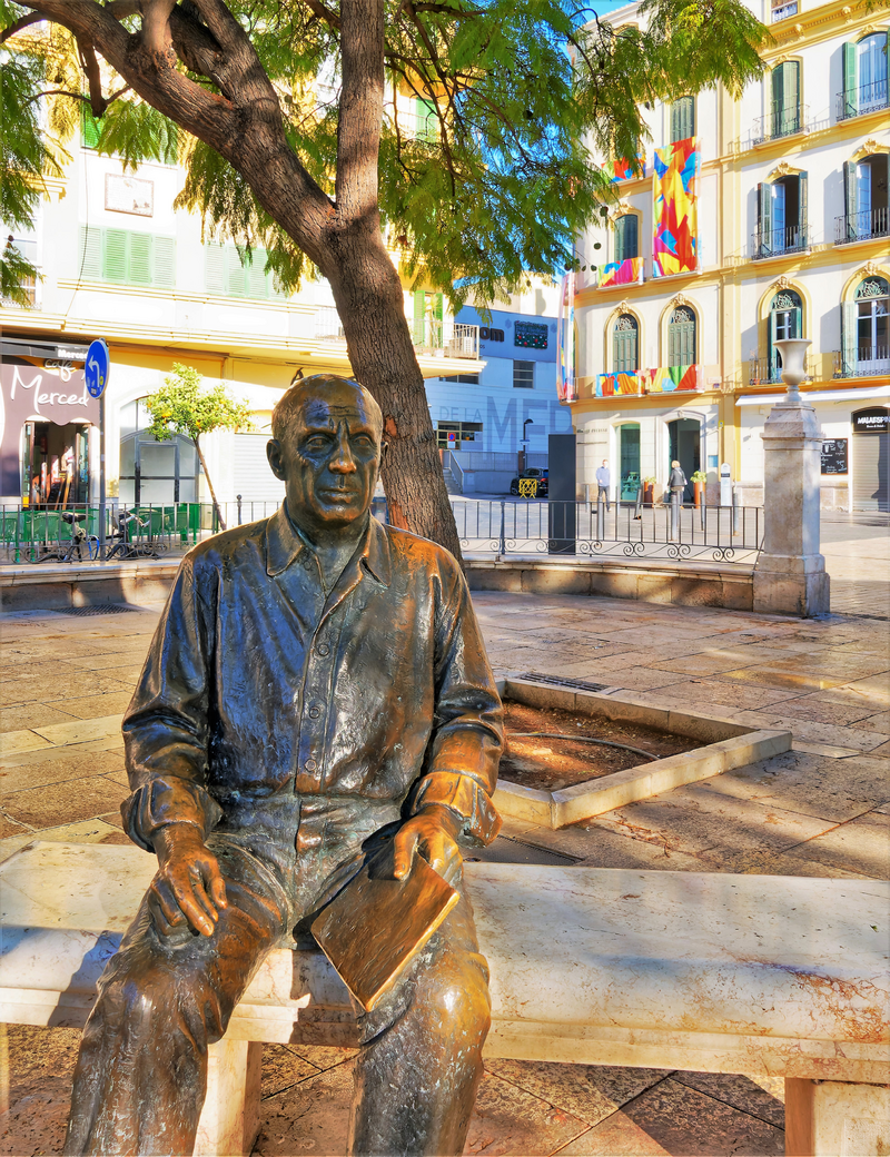 Statue of Pablo Picasso, MÃ¡laga, photo: Holger Uwe Schmitt, CC BY-SA 4.0