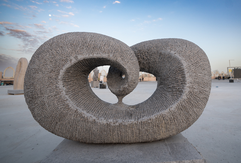 ‘Connection’ by Bertha Shortiss, Tuwaiq Sculpture 2023, Exhibition at Durrat AlRiyadh. Courtesy of Riyadh Art