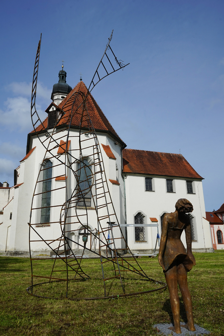 Katharina Bierreth-Hartungen Geniesserin, und Heinz Brehm Himmelsleiter <br />Photo Almute Grossmann-Naef