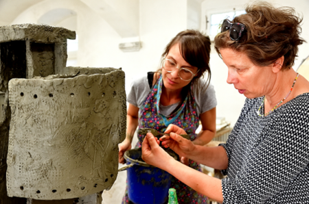 Heike Kabisch and Ute Hartwig Schulz in the studio of Künstlergut Prösitz