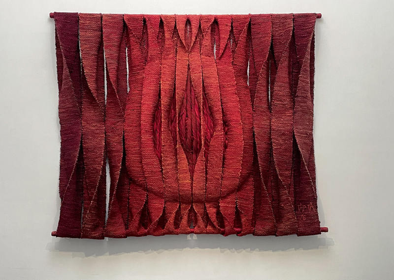 Tapta: Untitled, 1982, wool and acrylic fibres, ca. 250 x 215 cm (Private Collection Brussels). Photo: Willy Hafner