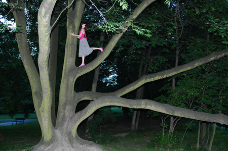 Cecylia Malik, 261 Drzewo, Jesion, 12 06 2010, Park Decjusza, Krákow PL