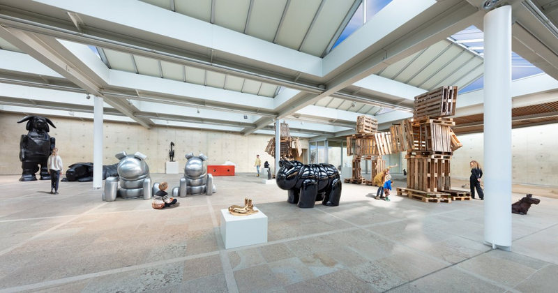 Tom Claassen: exhibition view at Museum Beelden aan Zee 2024. Photo: Gerrit Schreurs