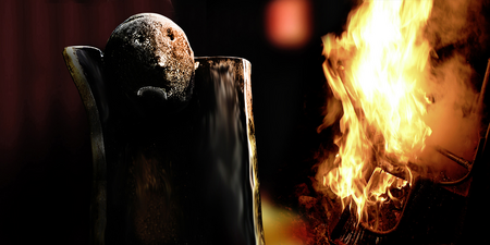 Walter Dorsch: Der Brandstifter, 2022, Collage einer 2006 erstellten Bronzefigur/Alu dibond Photographie, 50 x 75 cm