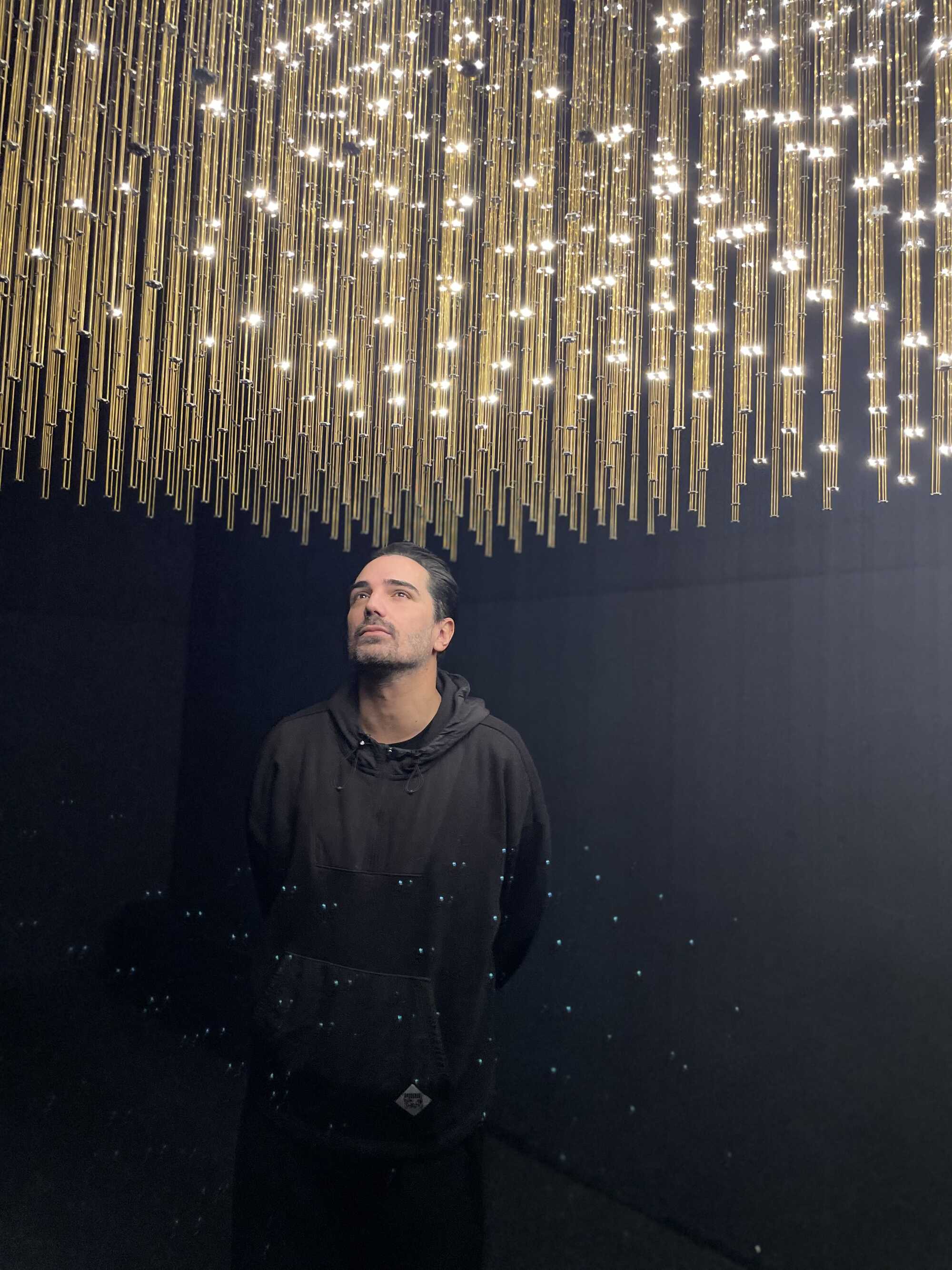 Life in a Different Resolution/ Random International | Sculpture Network