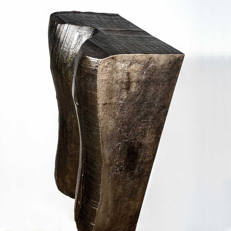 Wolf.Werk, Tristan, 2023, massive steel, billet ending, forged, 82x58x37cm, collection IronAge