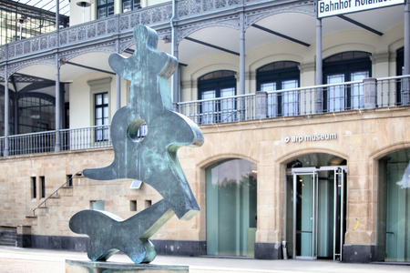 Hans Arp, Bewegtes Tanzgeschmeide. Foto Sabine Walczuch