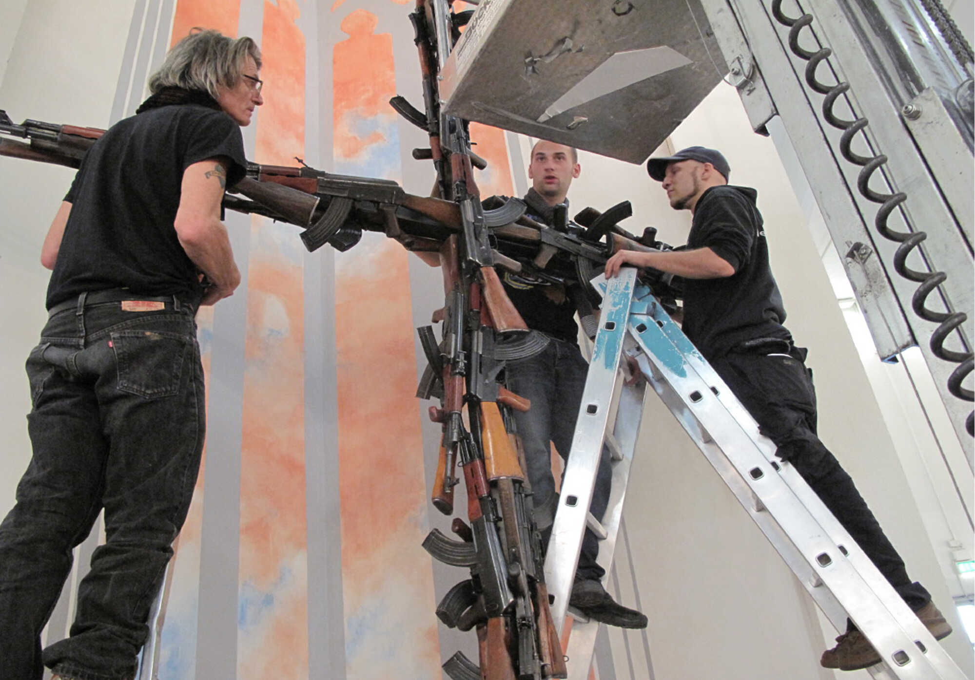 AK47 Cross | Sculpture Network