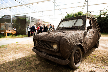 Peter De Cupere, Earthcar, 2007. Photo Chrisitne Chilcott