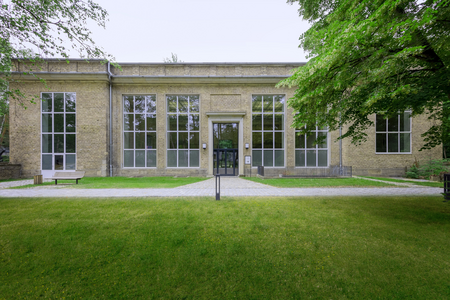 Kunsthaus Dahlem view from the sculpture garden. Photo: Gunter Lepkowski.