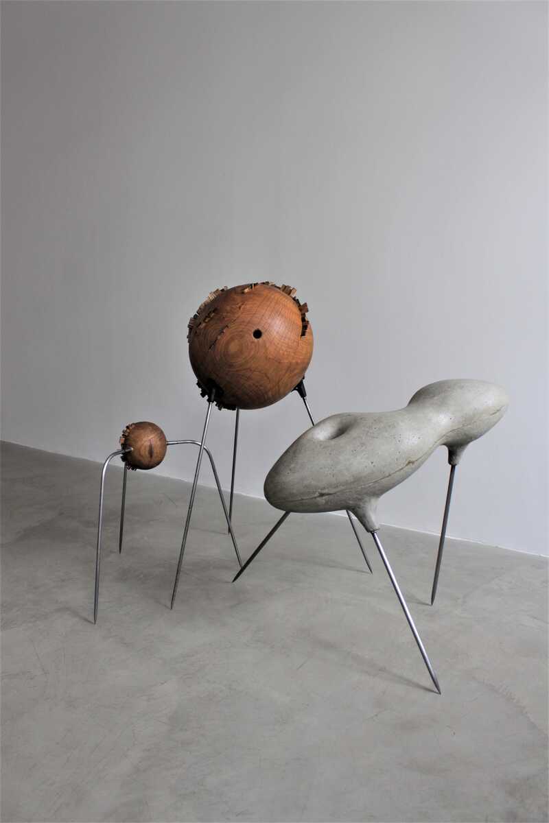 Tauras Kensminas, Satellites, 2018