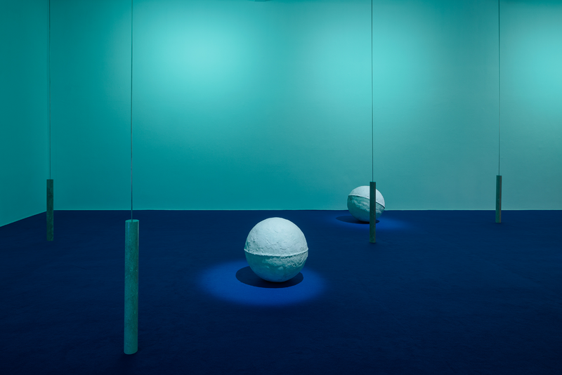 Installation view of New Mineral Collective (Emilija Škarnulytė & Tanya Busse), Surveying Desire, 2025. Commissioned and produced by Salzburger Kunstverein. Courtesy of New Mineral Collective. Photo: kunst-dokumentation.