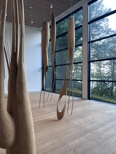 Mirko Zrinšćak, Untitled, sculpture, Oakwood, Instillation view: Essence of Nature at KunstCentret Silkeborg Bad, 2024.