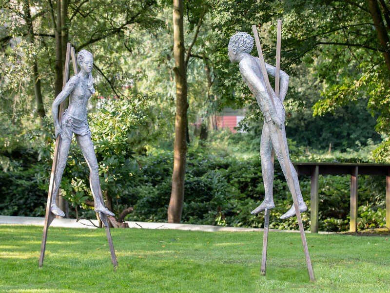 web_Stelzenläufer_Paar