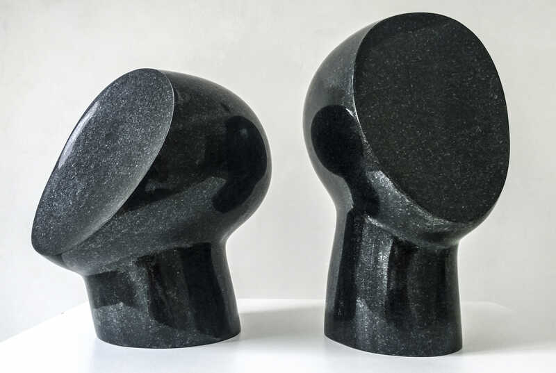 Rosa Brunner, REFLEKTOREN, 2017, Gabbro, H 30 - 37 cm