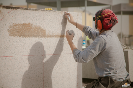 Susana Botana,  "Balance", work in progress, Tuwaiq Sculpture, 2025.