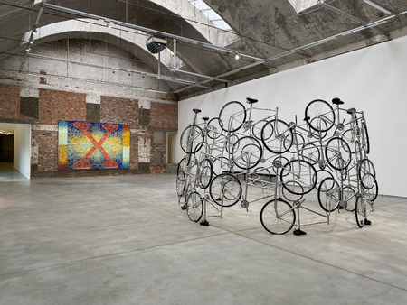 Ai Weiwei, Forever, 2003. 42 bicycles 275 x diam. 450 cm 1/2 AP, edition of 5 + 2 AP. Courtesy of the Vanhaerents Art Collection