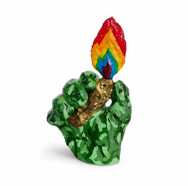 Designer_Skulptur_im_Pop_Art_Stil_für_exklusive_Einrichtungen_Hand_mit_LGBTQ_Zeichen[1]