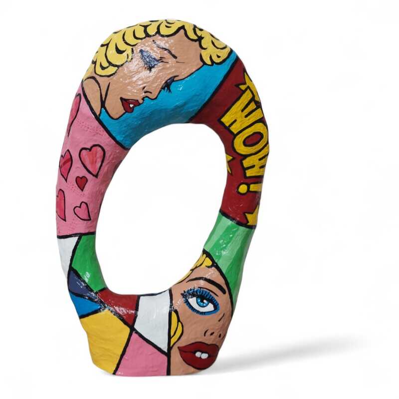 Einzigartige_Pop_Art_Skulptur_als_luxuriöse_Wohnraumdekoration[1]