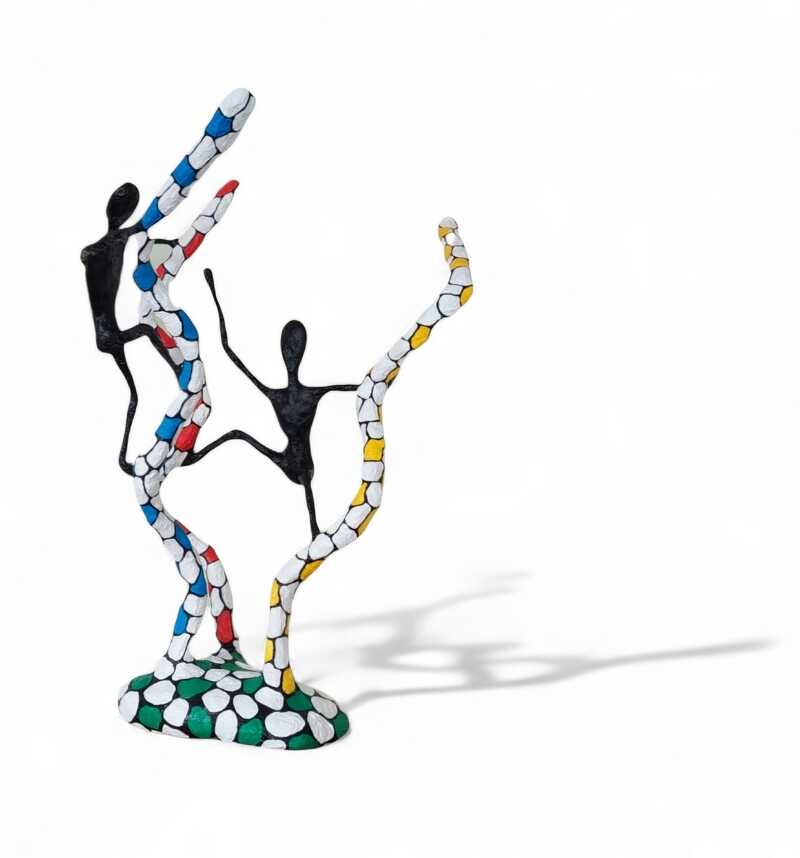 Hochwertige_Pop_Art_Statue_für_Kunstliebhaber_und_Sammler[1]