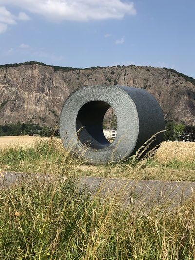 Kubach-Wilmsen, Steinbuchrolle 2005-2009, Grüner Indischer Granit, foto Etienne Boileau