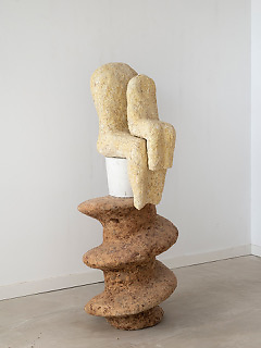 From Teresa Calbo's Collection: DAVID BESTUÉ, Piedad, 2025. Polyester resin, plaster, cellulose, and rose and jasmine petals. 110 x 40 x 40 cm