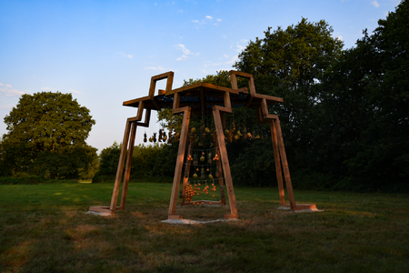 Manuel Chavajay, Ru k’uux Toj: The energy of the offering, 2026. Ancentral installation, wood, textile, fruit. Photo: Heleen Haitjema