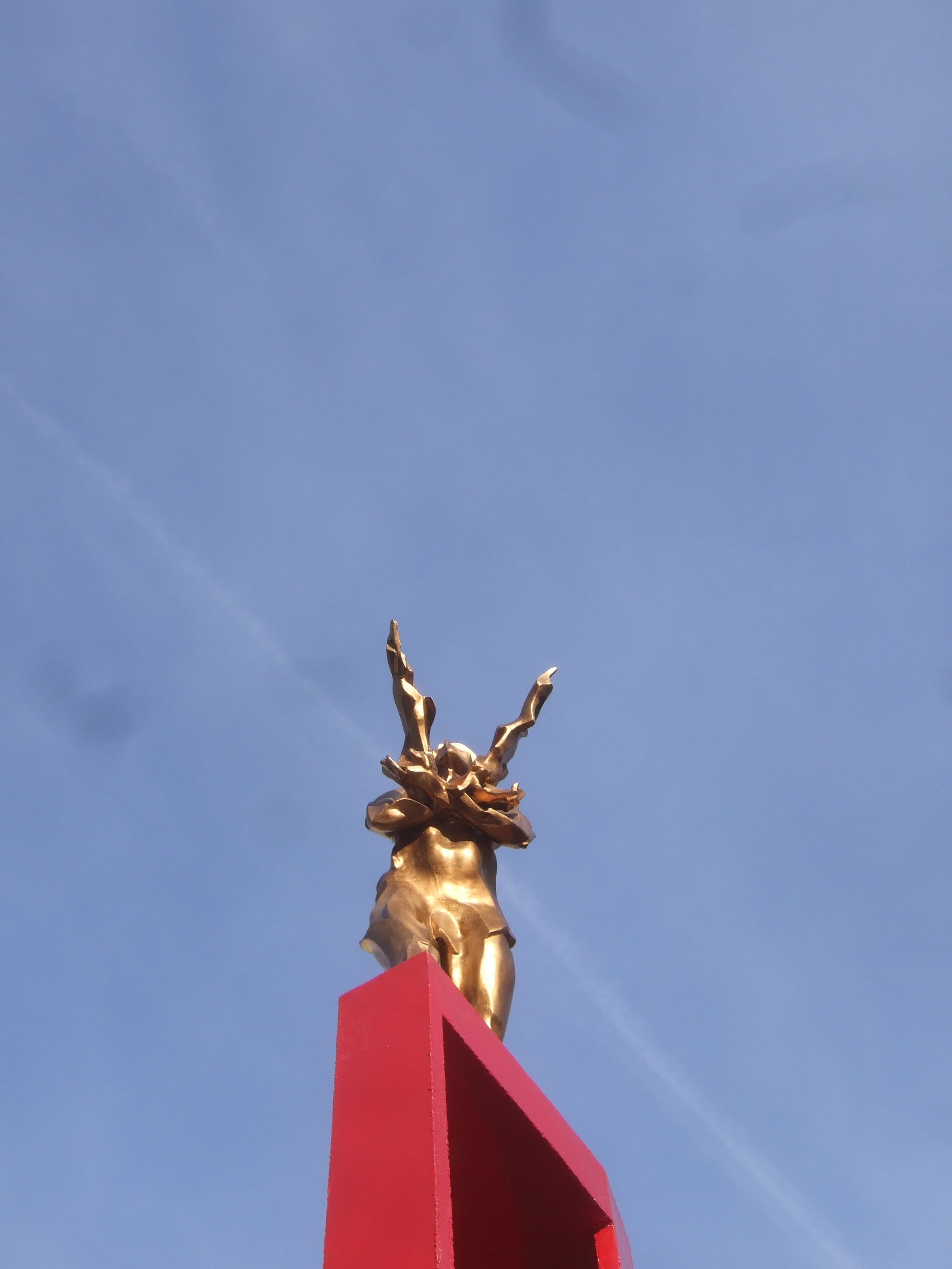 Krzysztof Krzysztof, Zarathustra, 2010 being removed from Mary Magdalene Square after two weeks